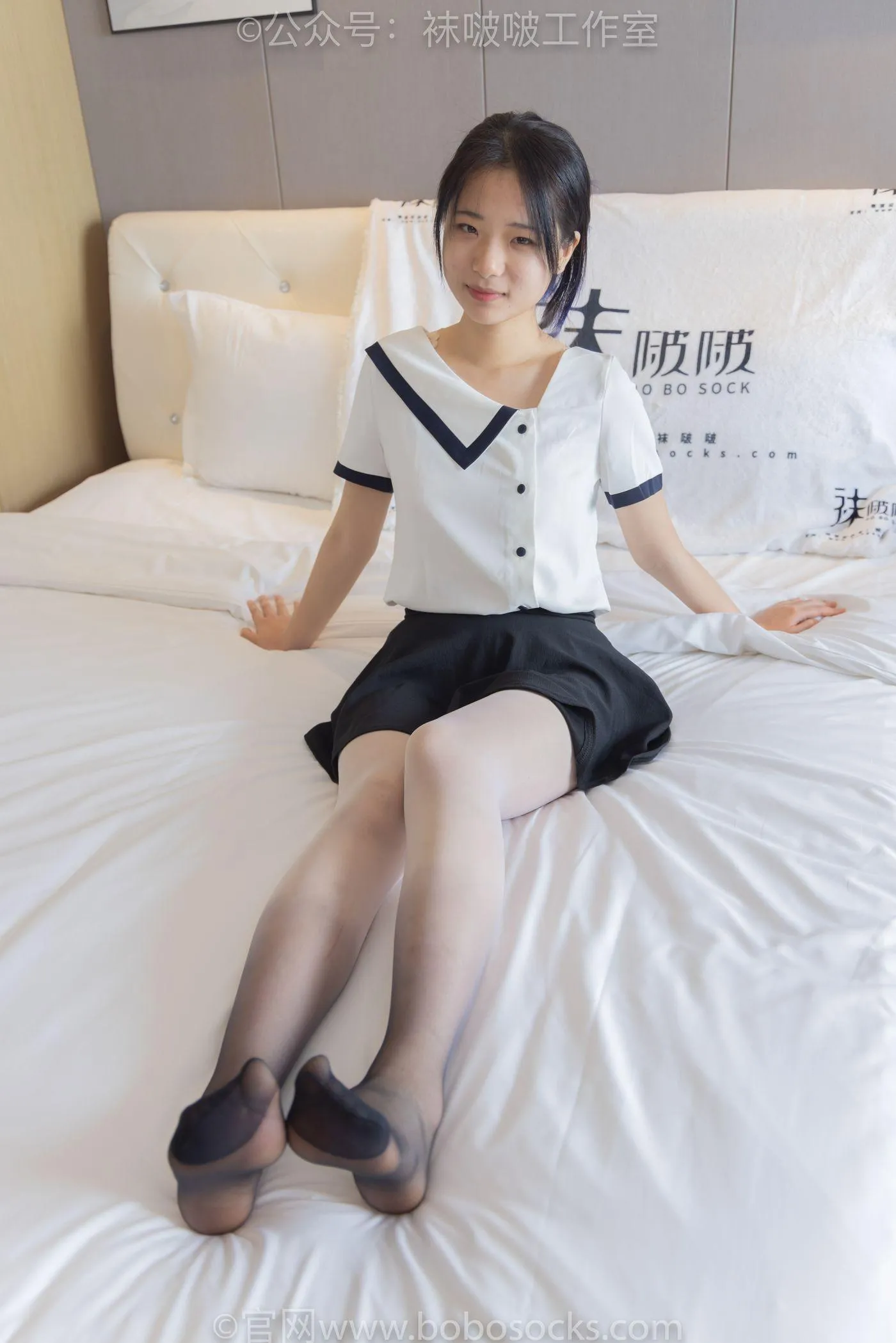 [BoBoSocks袜啵啵]NO.089 小淳-高跟鞋、黑白渐变丝袜 [140P]插图3